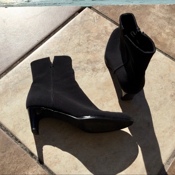 STUART WEITZMAN PERFECT PERFECT PERFECT Fall Winter boots. 7M - Picture 7 of 8